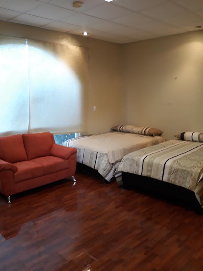 Casa Moderna Fundidora Otel San Nicolás de los Garzas Dış mekan fotoğraf